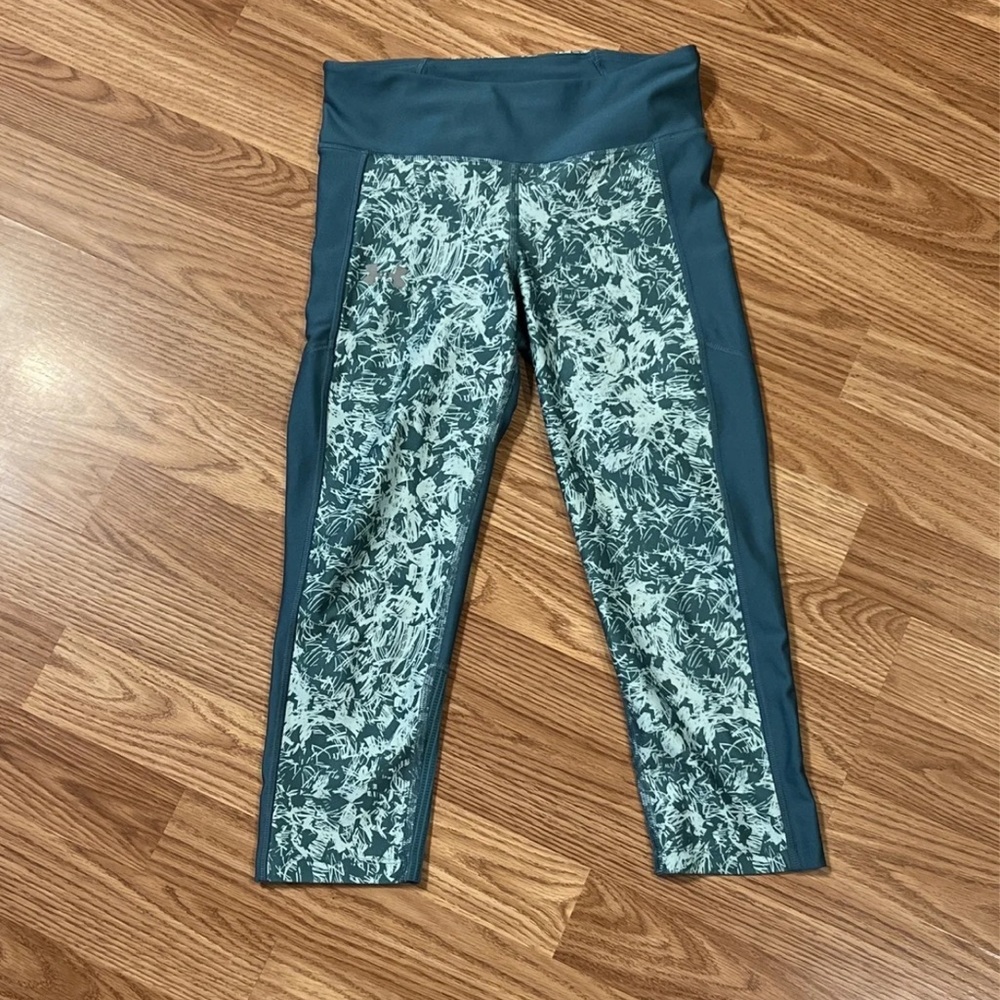 Womens Under Armour leggings - heat gear - small - teal